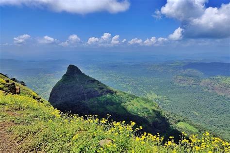 Maharashtra Tourist Places In Monsoon Top Places To Visit Sotc