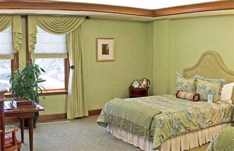 Accommodations – The Rose Hotel in Pleasanton, CA