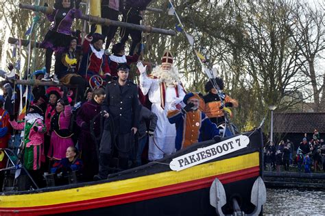 Aha Dus Daarom Komt Sinterklaas In Delft Een Week Later Aan Dan Op Tv