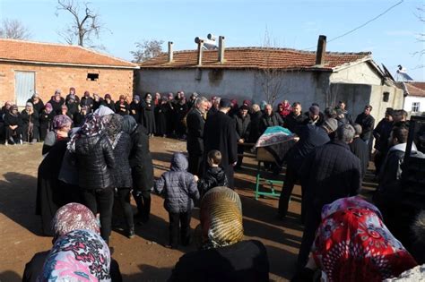 Cinayete Kurban Giden Kübra Son Yolculuğuna Uğurlandı Son Dakika