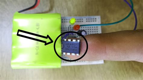 How To Make Led Flasher Circuit Using Ic Ne555 Easy Electronics Youtube