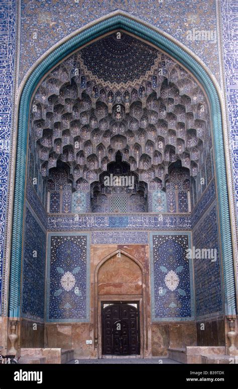 Muqarnas Mosque Of The Shah Isfahan Hi Res Stock Photography And