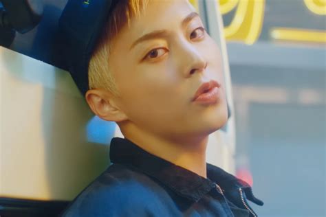 Xiumin EXO Rilis Teaser Untuk Video Musik Debut Solo Brand New