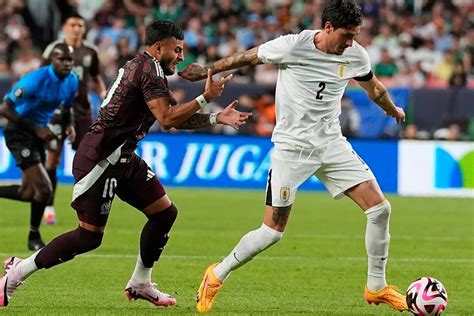 Uruguay humilla a México en Denver a pocos días de la Copa América