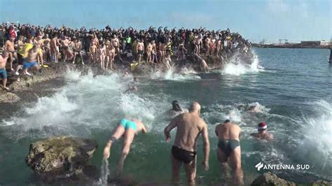 Dicembre Brindisi Conto Alla Rovescia Per Il Tuffo Di