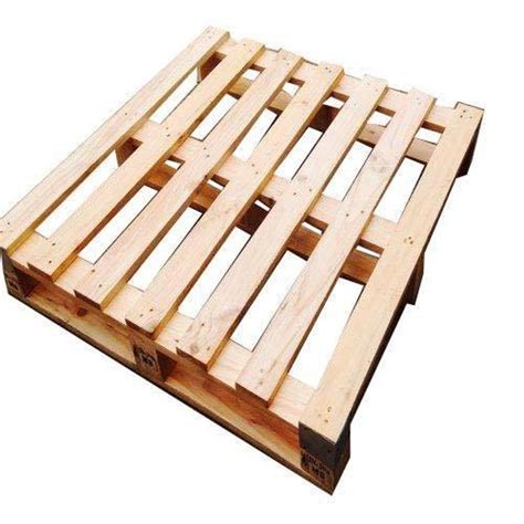 Rectangular Way Industrial Wooden Pallets For Packaging Capacity