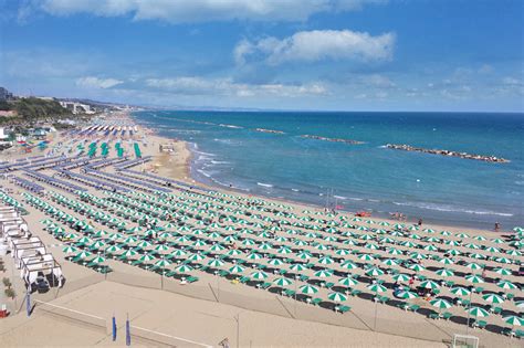 Spiaggia Di Termoli Molise Spiagge Italiane Su Trovaspiagge It