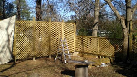 55 Lattice Fence Design Ideas (Pictures & Popular Types) - Designing Idea