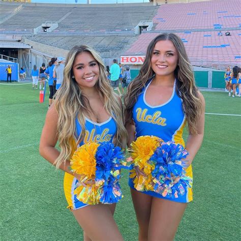 Hot Cheerleaders Rose Bowl Ucla Football Season Cheerleading Squad