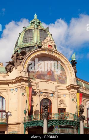 Prag Tschechien Jugendstil Interieur Des Prager S Hauptbahnhof Hlavni