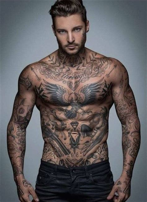 Top Chest Tattoos For Men Homme Tatou Tatoua Tatouage Homme