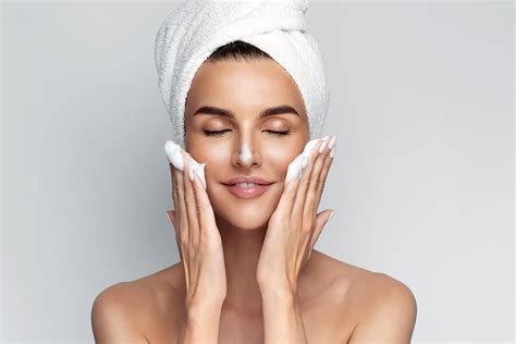 Quem Pode Fazer Limpeza De Pele - Como Fazer Limpeza De Pele , Como fazer limpeza de pele e tirar manchas ...
