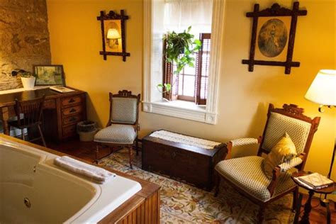 The Stagecoach Inn Bed And Breakfast - Cedarburg, WI - Party Venue