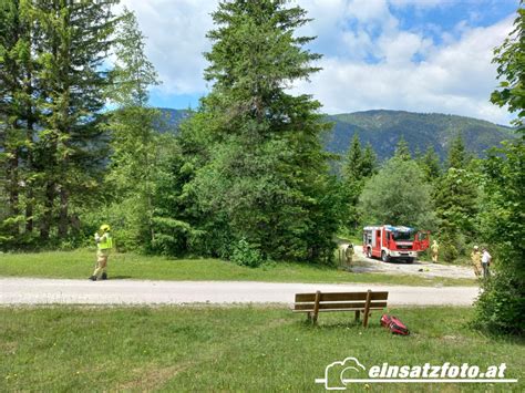 Ertrinkungsunfall In St Ulrich Am Pillersee Einsatzfoto At