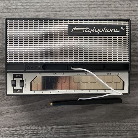 Dubreq Stylophone S1 Pocket Synthesizer Reverb