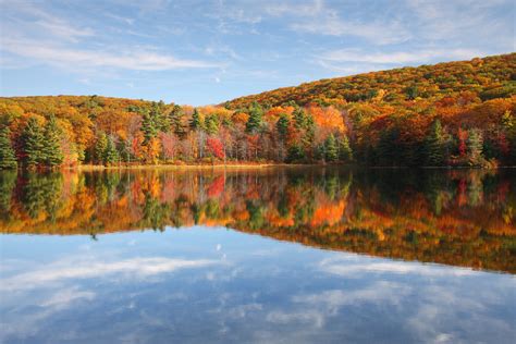 The best destinations for fall foliage in 2021 - The Points Guy