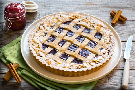 Linzer Torte Lucake