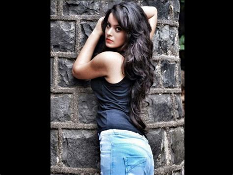 Movie Bhojpuri Actress Nidhi Jha Stunning Photos On Instagram