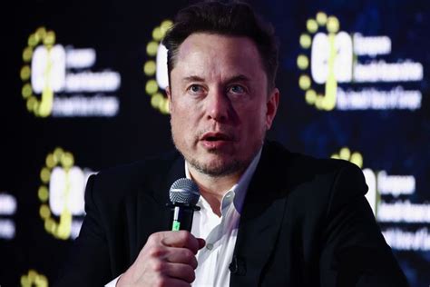 Elon Musk Says Neuralink Has Implanted Brain Chip In Human Wsj