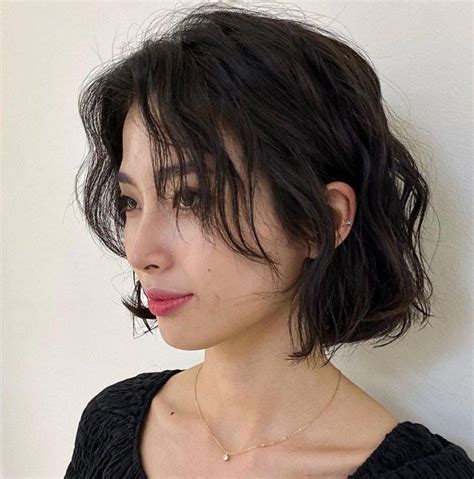 Short Hair with Bangs: 50 Hairstyles to Try