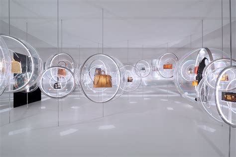 VISIONARY JOURNEYS Exhibition for Louis Vuitton in Bangkok 谷德设计网