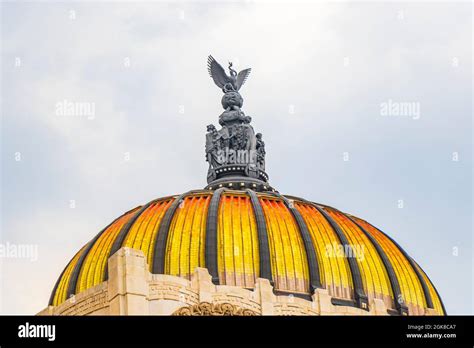 Cúpula Del Palacio De Bellas Artes Una Obra Maestra Arquitectónica En