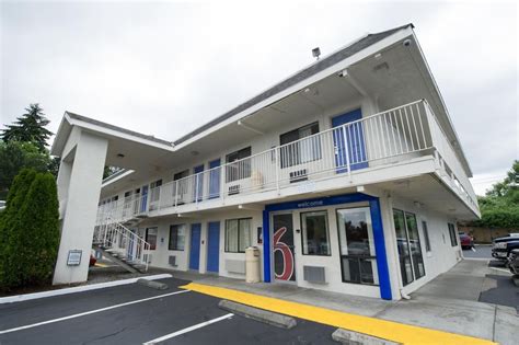 Motel 6 Seattle, WA - Airport SeaTac, Washington, US - Reservations.com