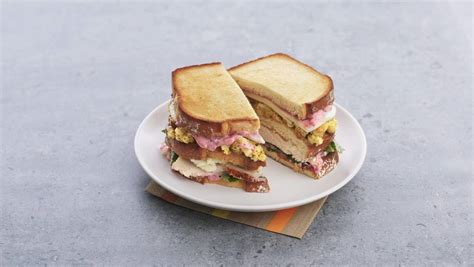 Ultimate Turkey Leftovers Sandwich | Giant Food