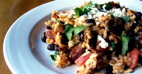 Mindika Moments Chorizo Black Bean Skillet