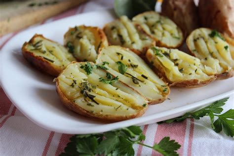 Patate Novelle Al Limone E Rosmarino Con Buccia Ricetta Veloce