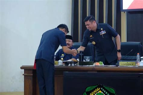 Delapan Fraksi Dprd Setuju Ranperda Apbd Perubahan Pemkab Gowa