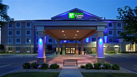 Meeting Rooms at Holiday Inn Express & Suites ROGERS, 20930 135TH ...