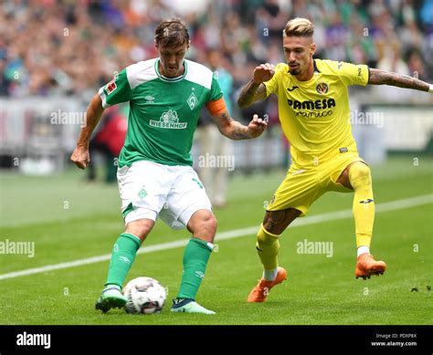 Villarreals Samu Castillejo Hi Res Stock Photography And Images Alamy