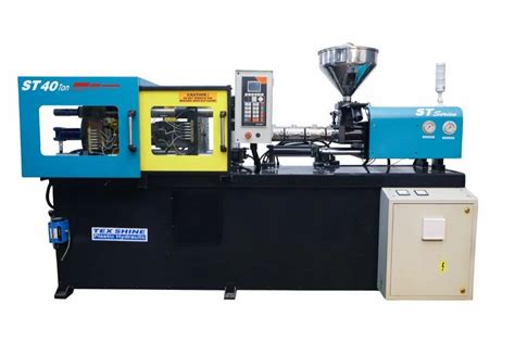 Horizontal Plastic Injection Molding Machine At Rs Piece