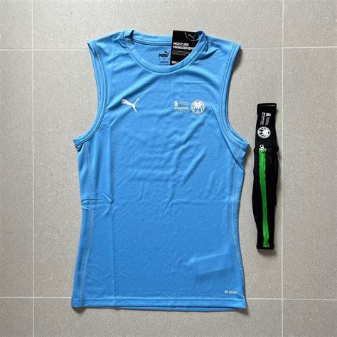 Standard Chartered Marathon 2022 Puma Singlet Top Men S Fashion