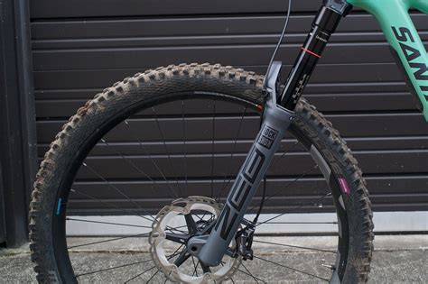 Fork Review | RockShox ZEB Ultimate | Freehub Magazine