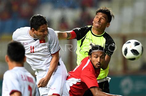 Sepak Bola Vietnam Vs Nepal Antara Foto