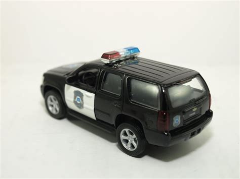 Coche Autos Policia Welly Chevrolet Tahoe Usa California