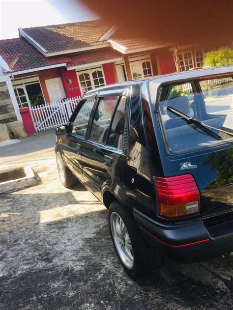 Toyota Starlet 1990 Lacak Harga