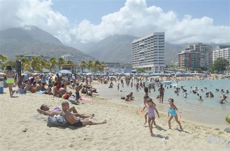 Playa El Yate Atrae A Turistas Diario La Verdad De Vargas