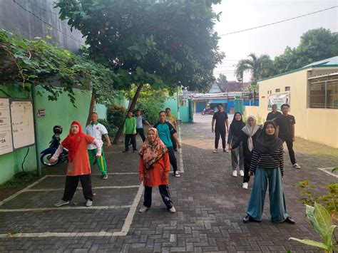 Senam Pagi Di Kua Umbulharjo Kantor Kementerian Agama Kota Yogyakarta