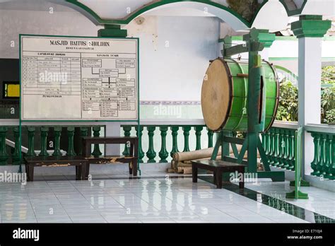 borobudur java indonesia village mosque masjid baitus sholihin