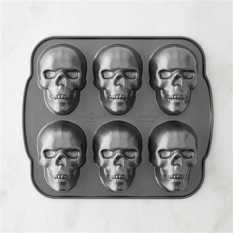 Nordic Ware Halloween Mini Skull Cakelet Pan Williamssonoma Halloween