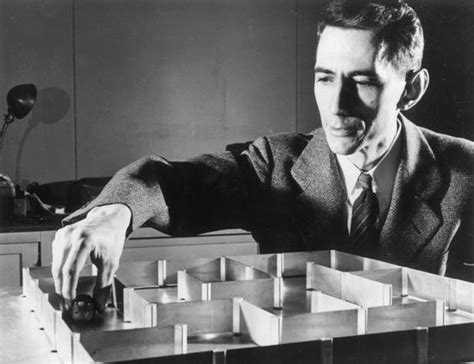 Claude Shannon Biography - Interesting Engineering