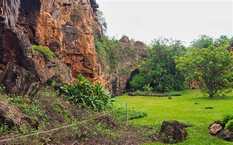 Inside The Sinkhole Makauwahi Cave Reserve Kauai Hawaii I Flickr