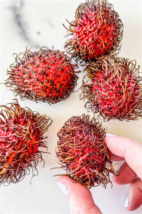 How To Eat Rambutan Fruit This Healthy Table