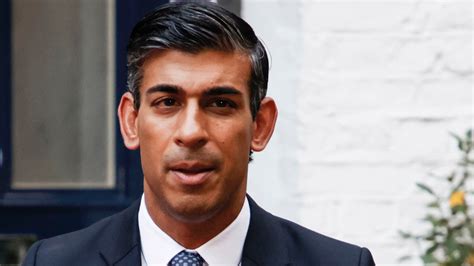 Rishi Sunak To Become Britains Next And First Nonwhite Prime Minister Wfla