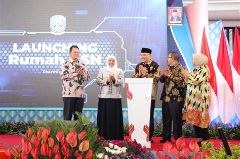 Jatim Terima Penghargaan Bkn Award Terbanyak Se Indonesia