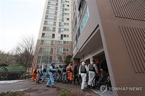 경찰 도봉구 아파트 화재 발화지점서 담배꽁초·라이터 발견