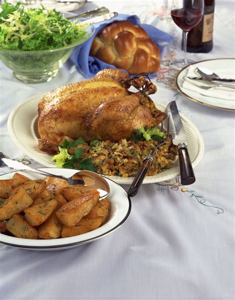 Seasonal Shabbat Dinner Menus and Recipe Collections